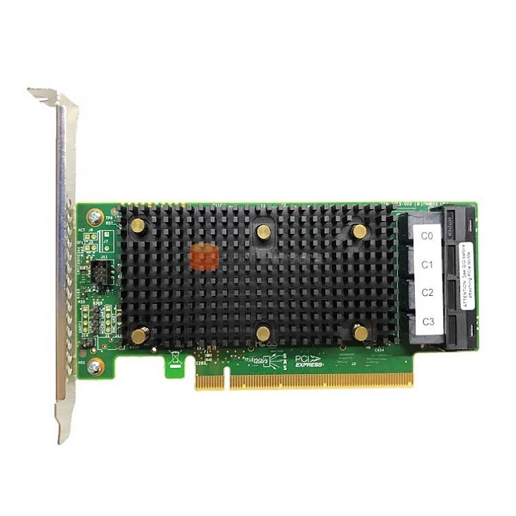 12Gb/s SAS SATA NVMe